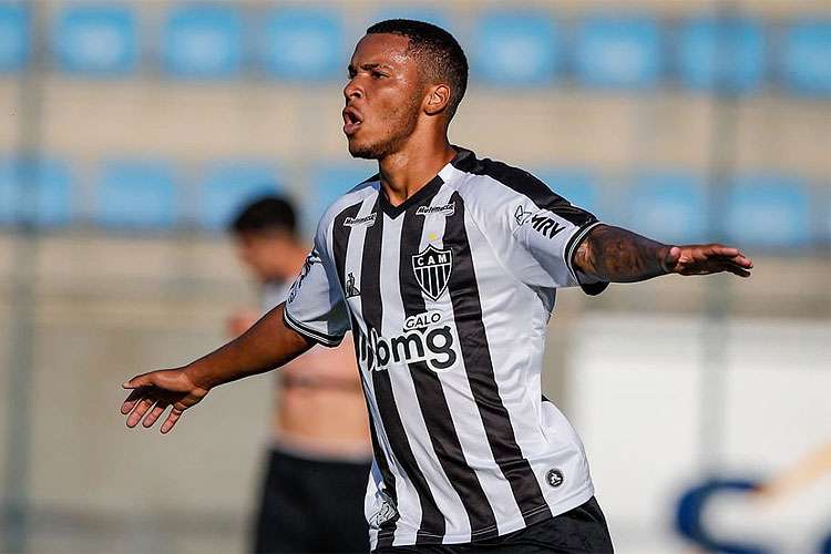 Atlético renova com goleador do sub-20 e define multa de R$ 320 milhões