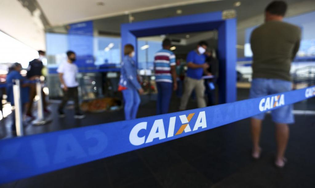 Caixa paga auxílio emergencial a nascidos em outubro