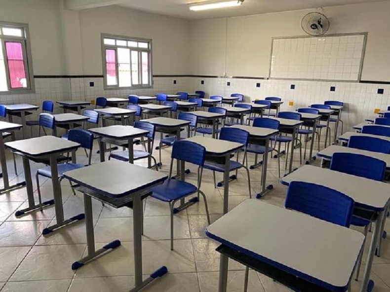 Aulas presenciais nas escolas estaduais de Minas são liberadas pelo TJMG