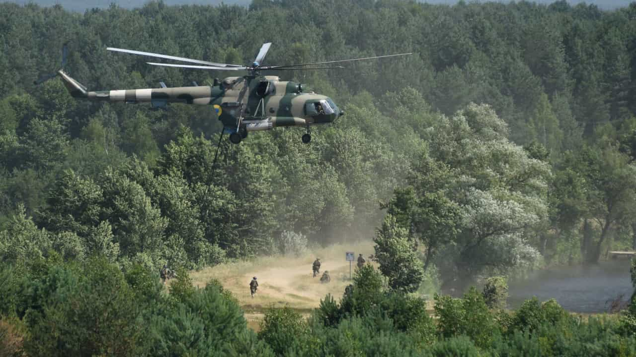 Russos atacam base militar a 25 quilômetros da Polônia