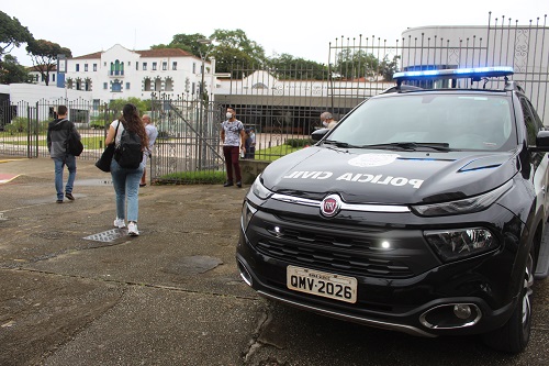 Homem é preso suspeito de molestar e filmar a enteada no banho em Minas