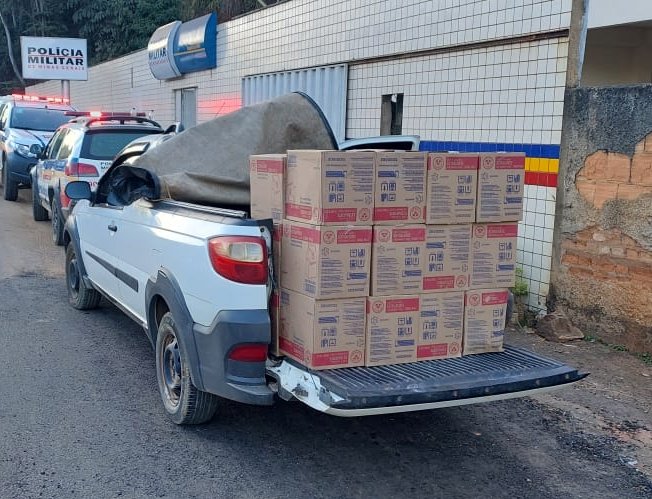 Polícia Militar recupera carga saqueada de carreta acidentada no desvio de Abre Campo