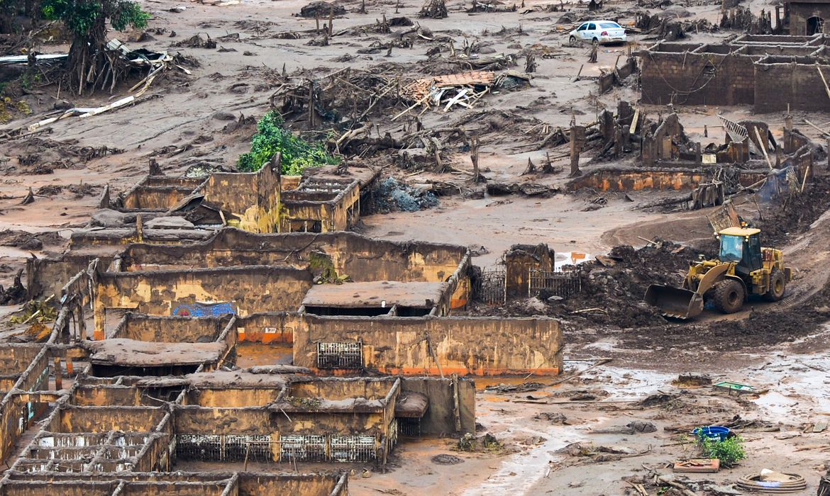 Tragédia em Mariana: novo acordo não sai, e governo mineiro deixa mesa