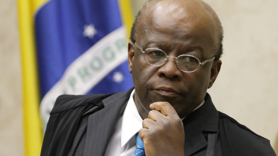 Joaquim Barbosa, ex-ministro do STF, declara voto em Lula