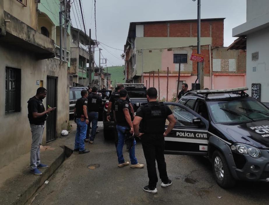 Polícia Civil desmantela quadrilha que furtava materiais de construção em loja de Manhuaçu .