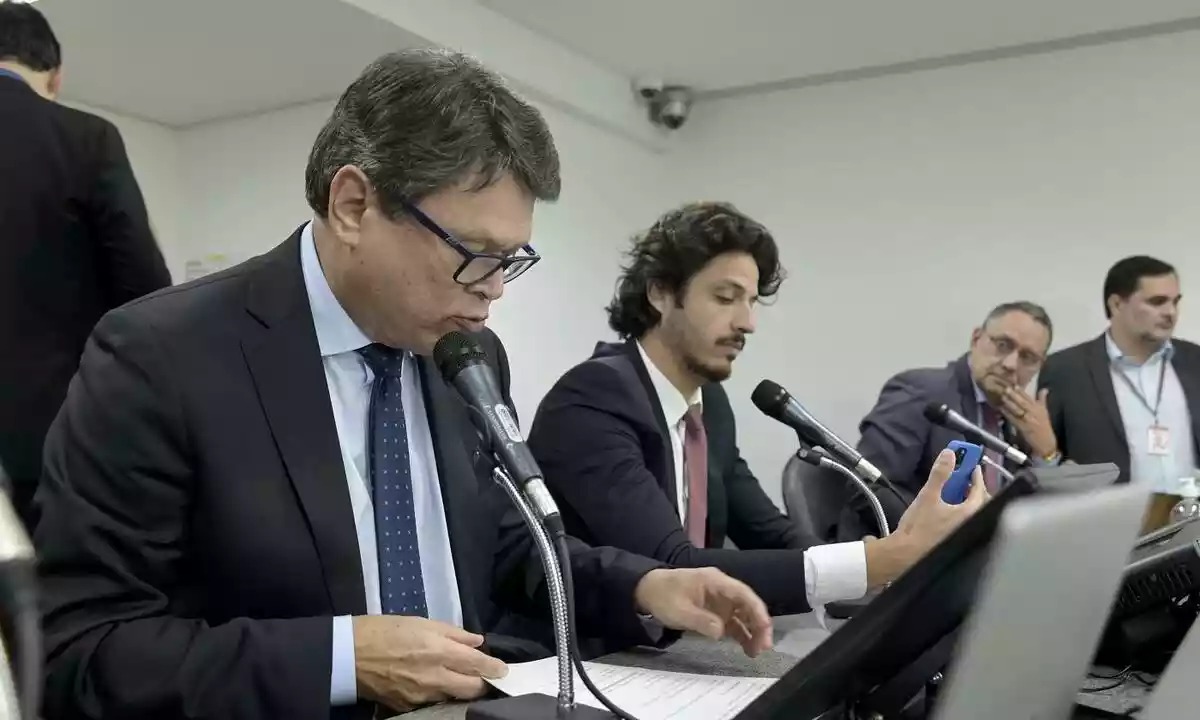 Isenção de IPVA para locadoras é rejeitada na Assembleia Legislativa