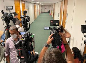 Entidades repudiam ataques a jornalistas que cobrem BolsonaroEntidades repudiam ataques a jornalistas que cobrem Bolsonaro