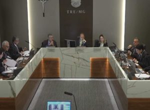 TRE mantém cassação do prefeito e vice de Martins Soares por abuso de poder