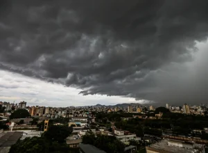 cidades-chuva-forte-chuva-em-bh-tempestade-em-bh-1738029099