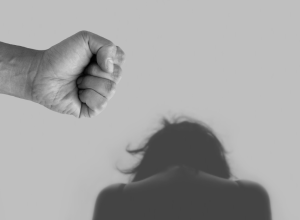 imagem_interc_o-discurso-jornalistico-contribui-para-a-invisibilidade-das-vitimas-de-feminicidio
